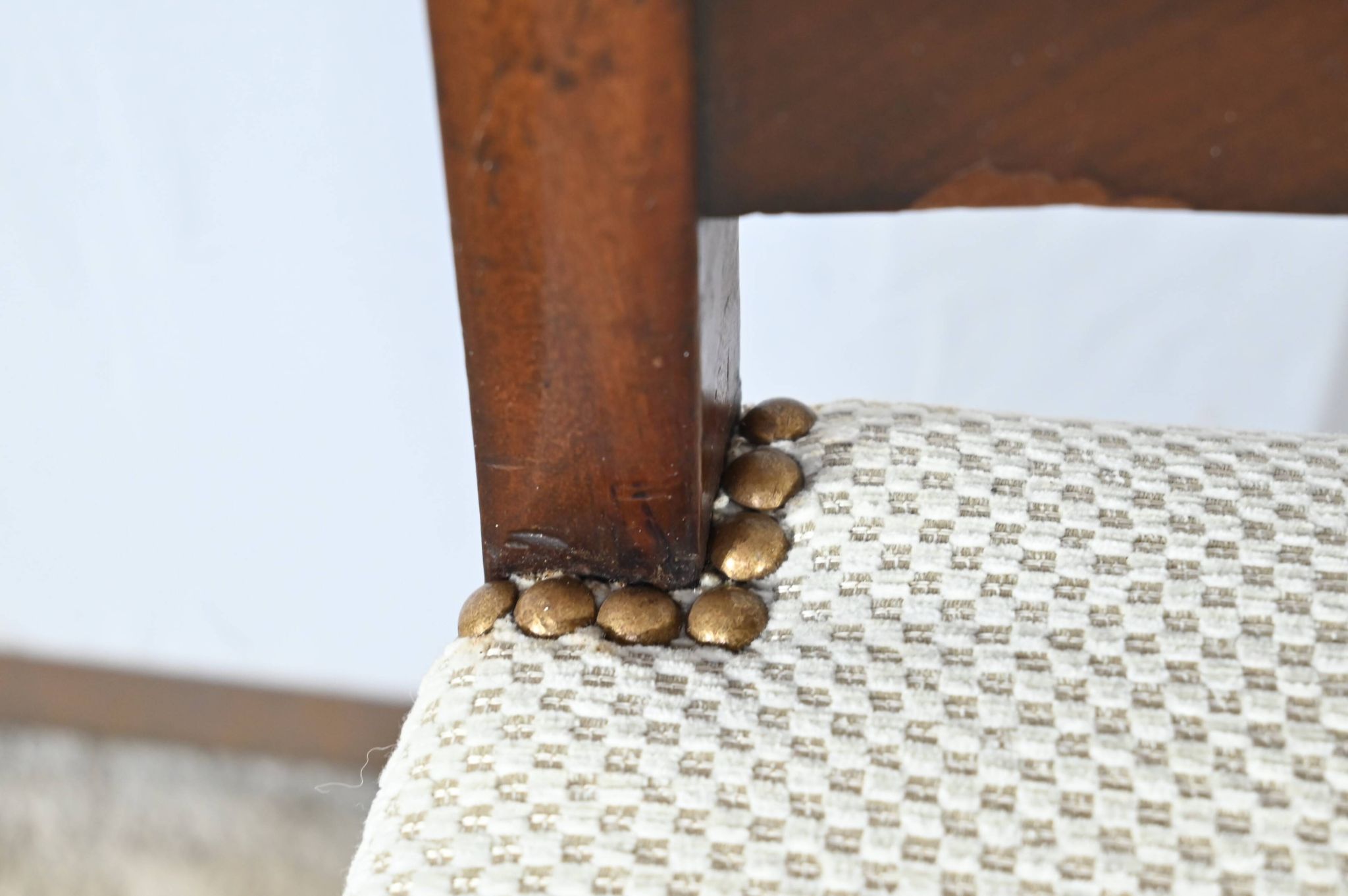 Suite of 5 Cuban Mahogany Chairs, Restoration Period – Early 19th Century