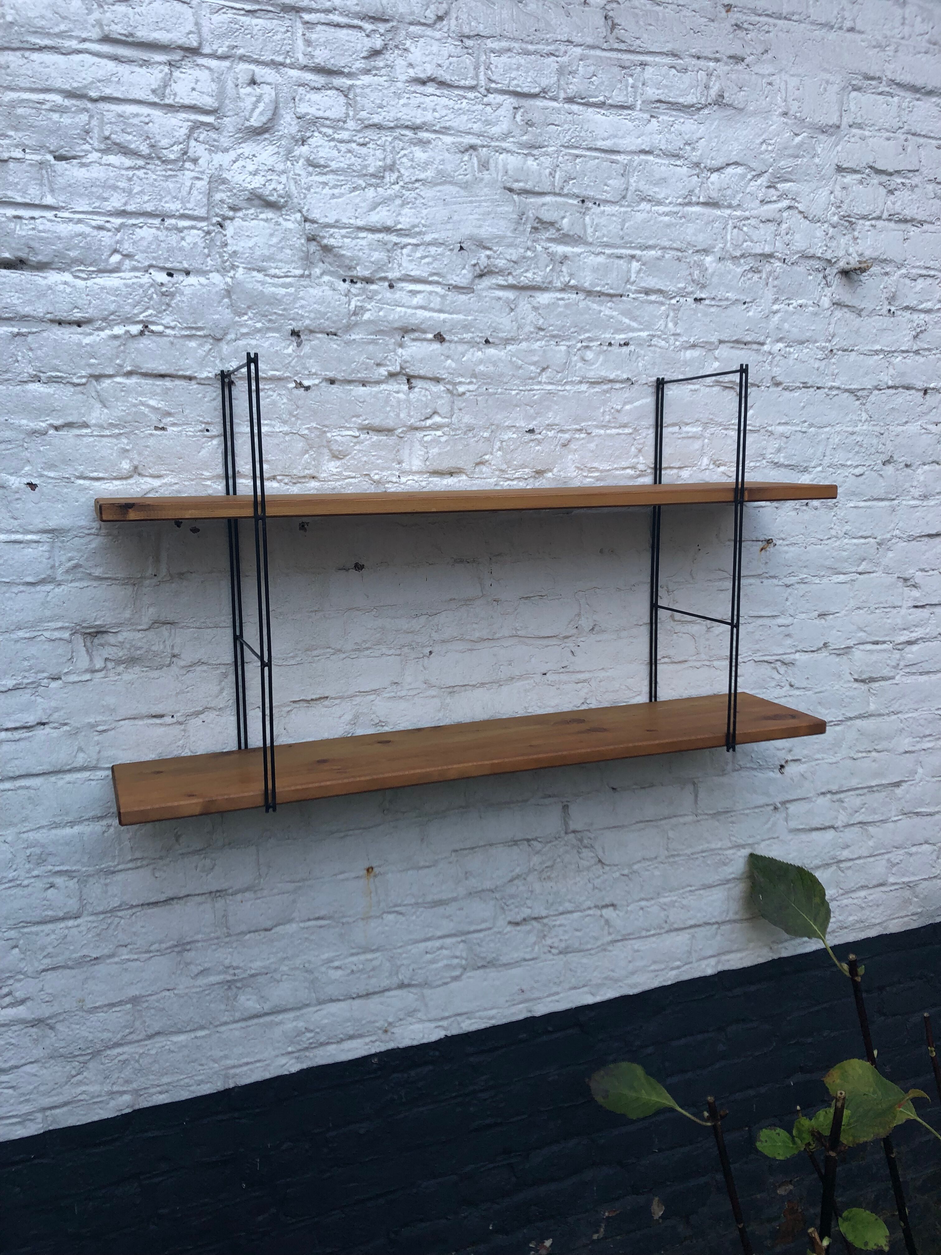 Wall shelf