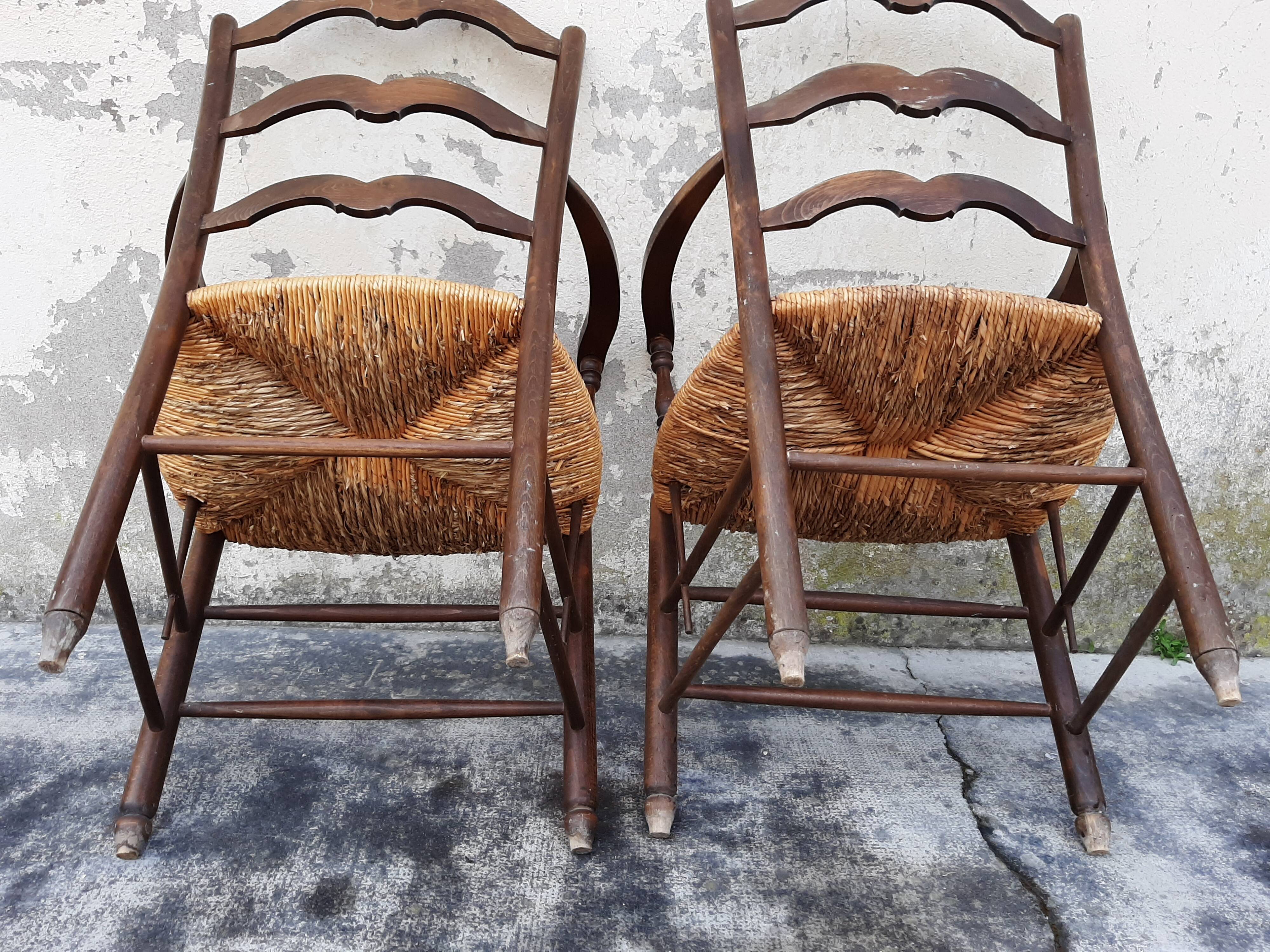 Paire de fauteuils rustique en chêne