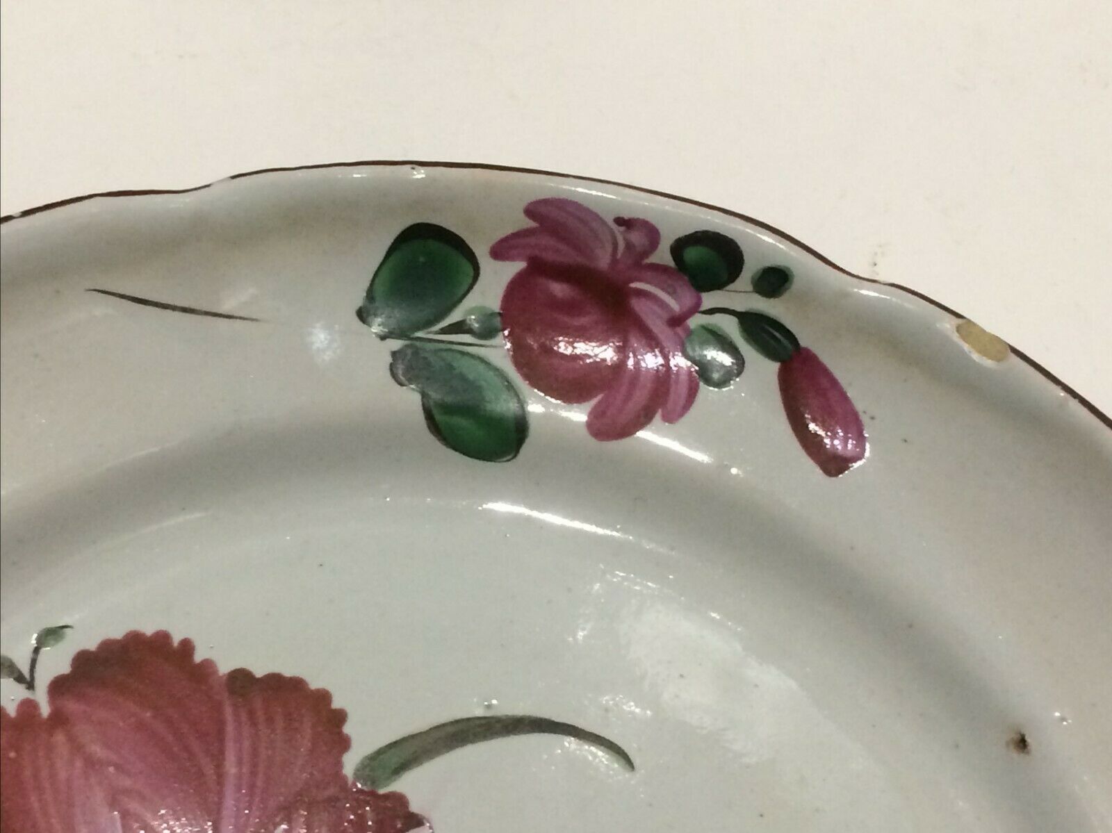 Eastern earthenware plate the Islettes flower bouquet decoration