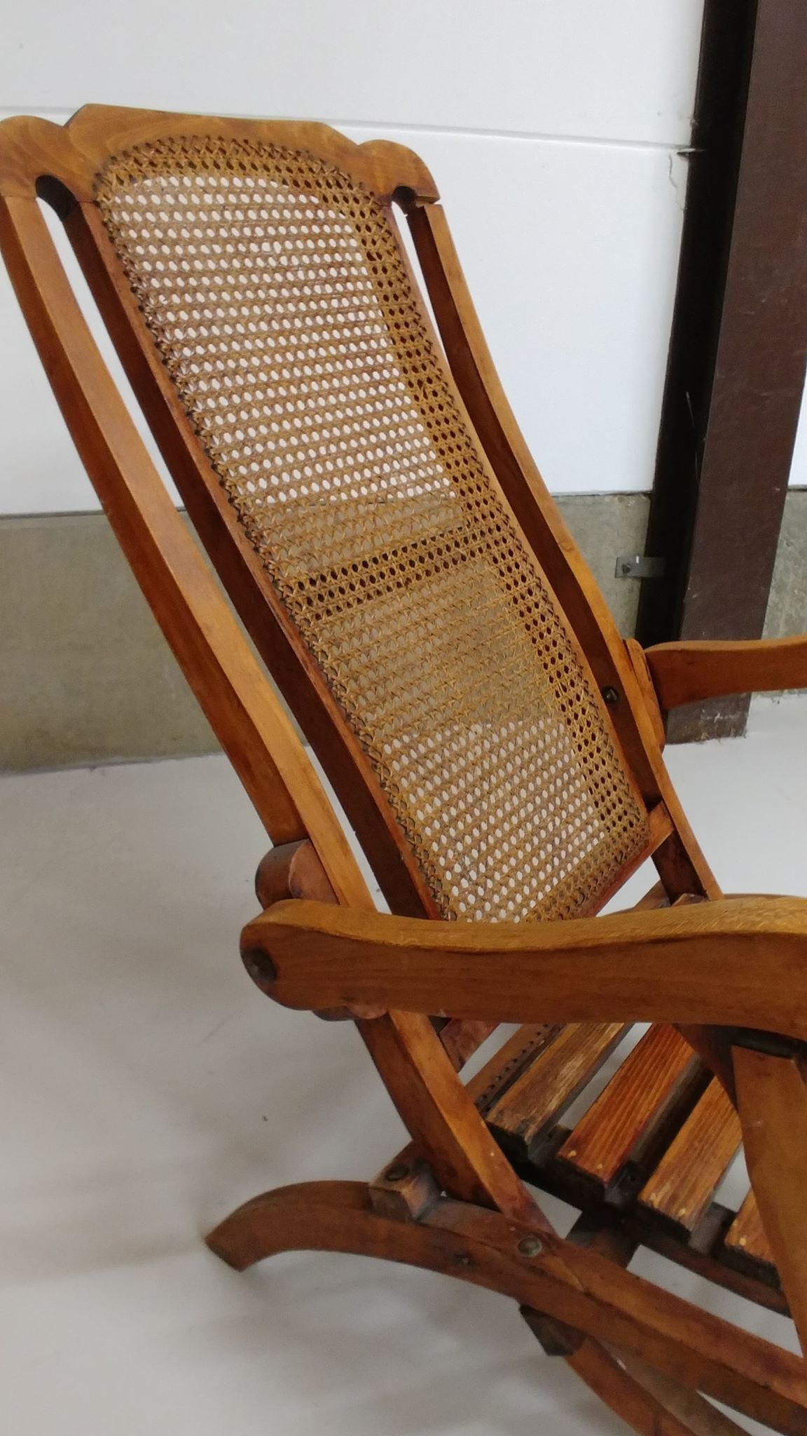 Fauteuil pliant canné