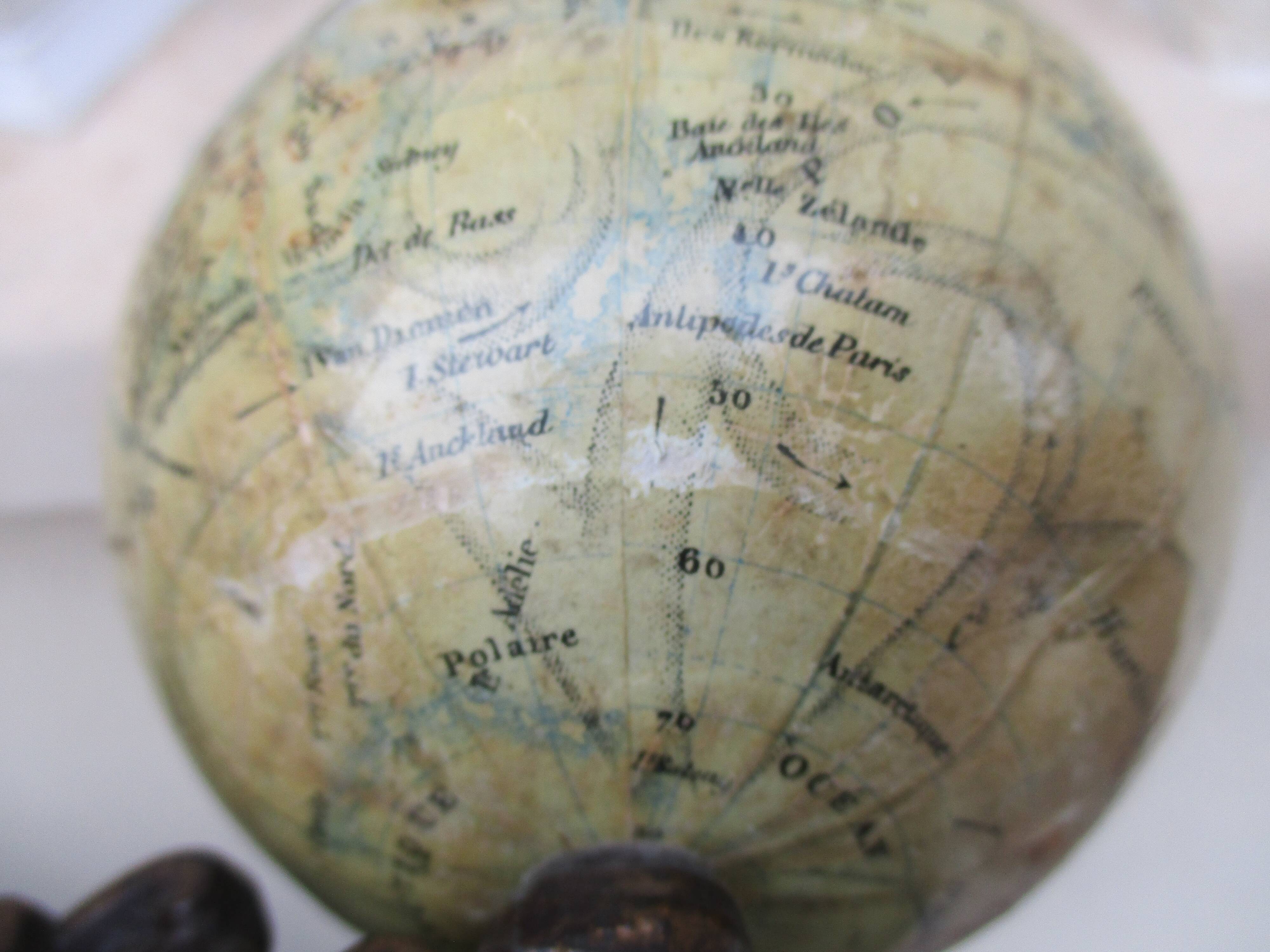 Globe signed j.l. & cie paris j. lebègue