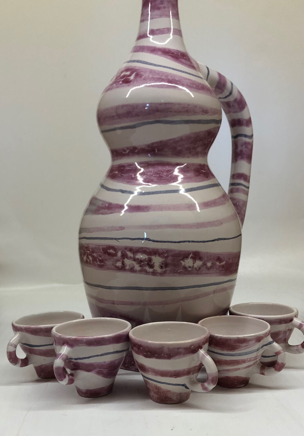 Ceramic tableware by Piccolo in Maredsous