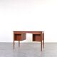 Bureau en teck danois des années 1960.