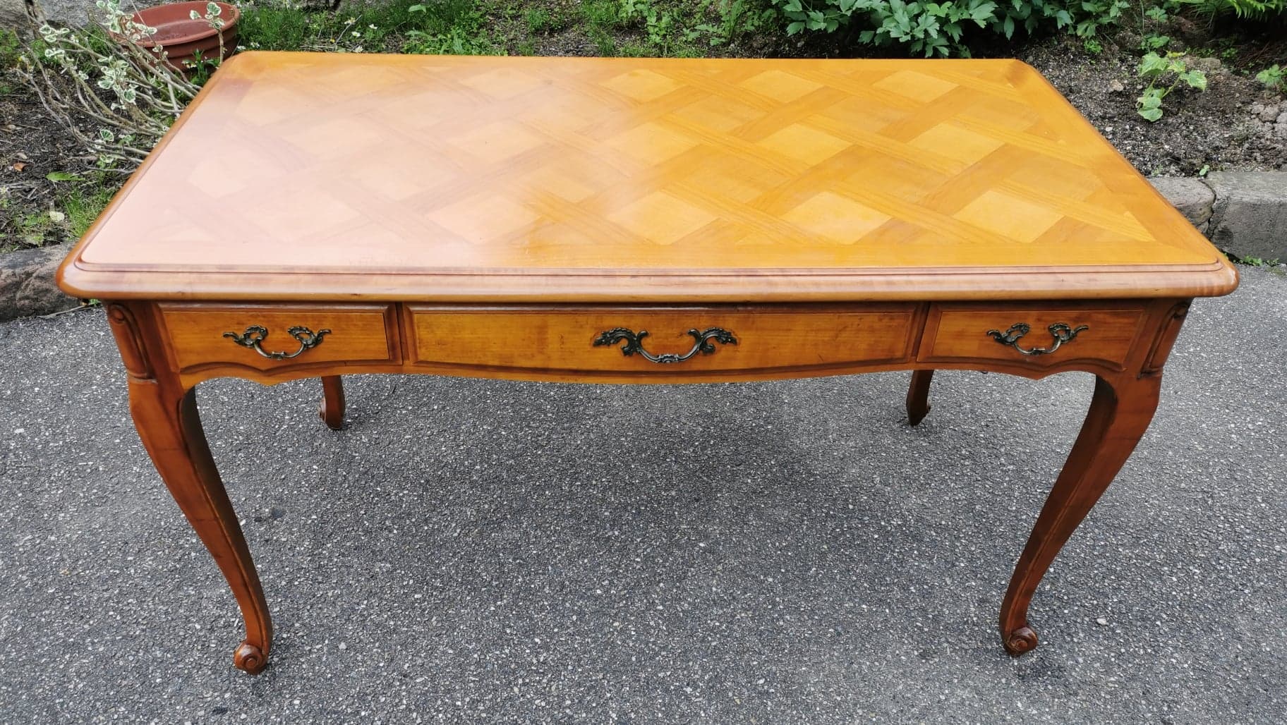 regency office year 80 in cherry tree with chair