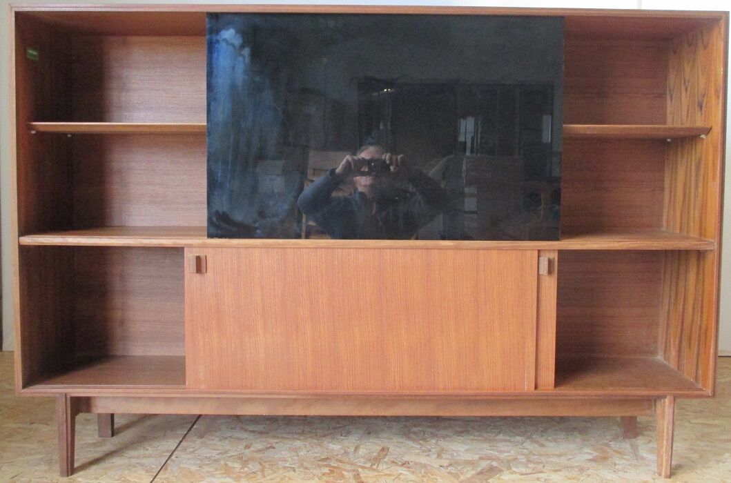 Buffet in teak doors sliding