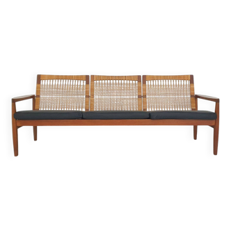 Hans Olsen for Brdr Juul Kristensen, rattan backed sofa, Denmark 1950s
