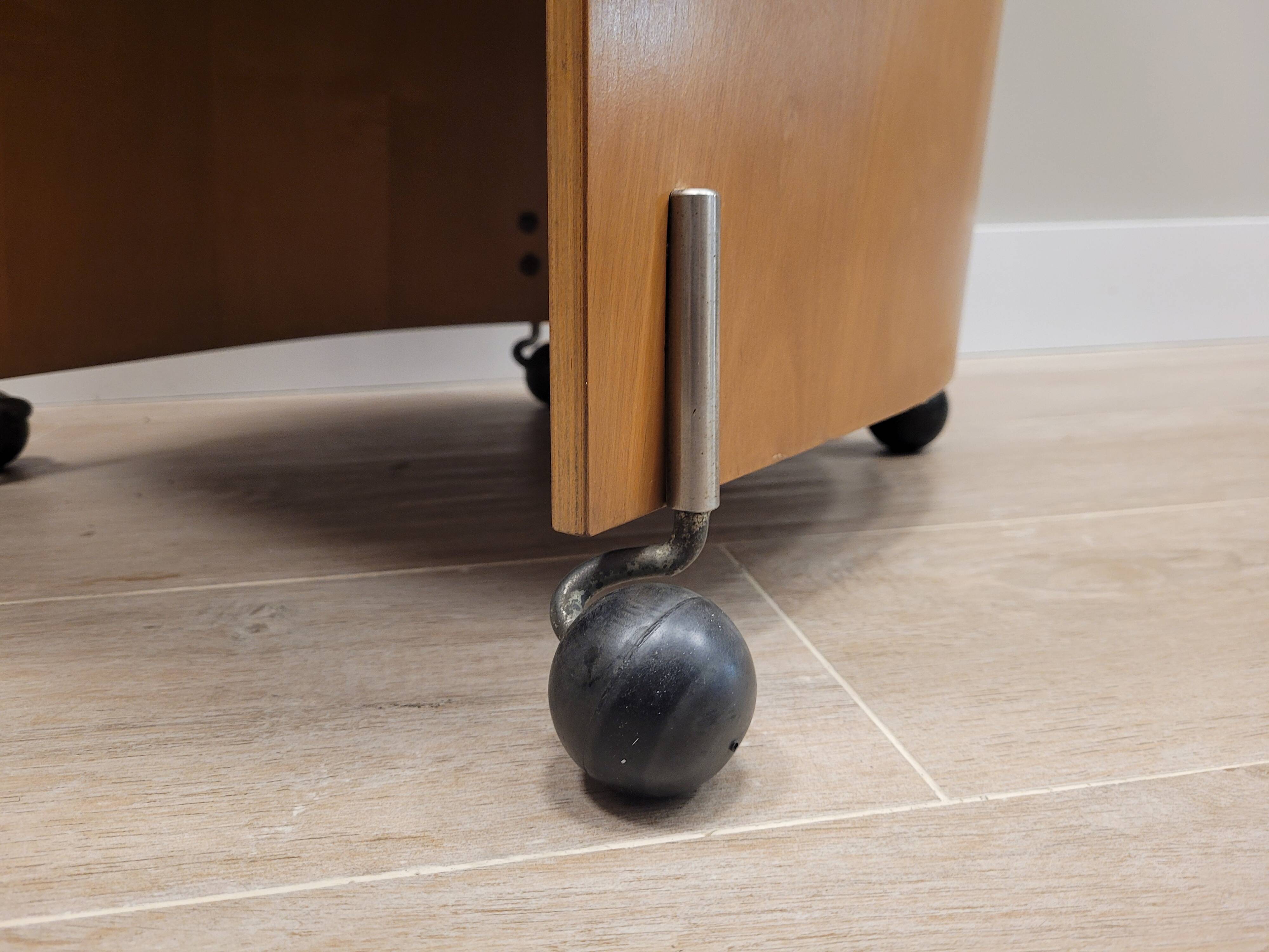 Pareja Sillones “Incontro 5080” Massimo & Lella Vignelli para Bernini, 1991 – Italia