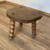 Tripod stool - trimmed feet