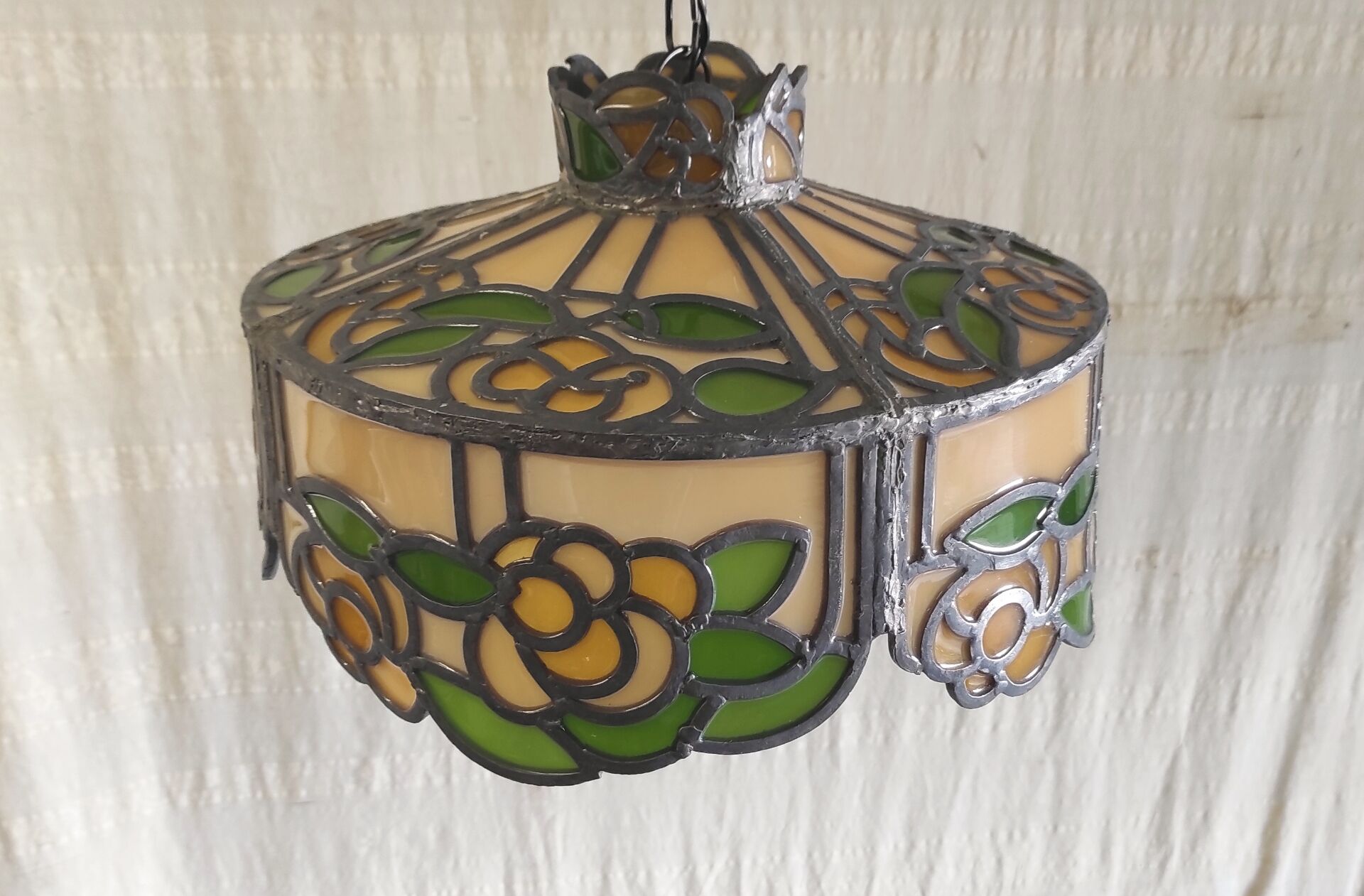 Tiffany-style glass and lead suspension - mid 20th century.