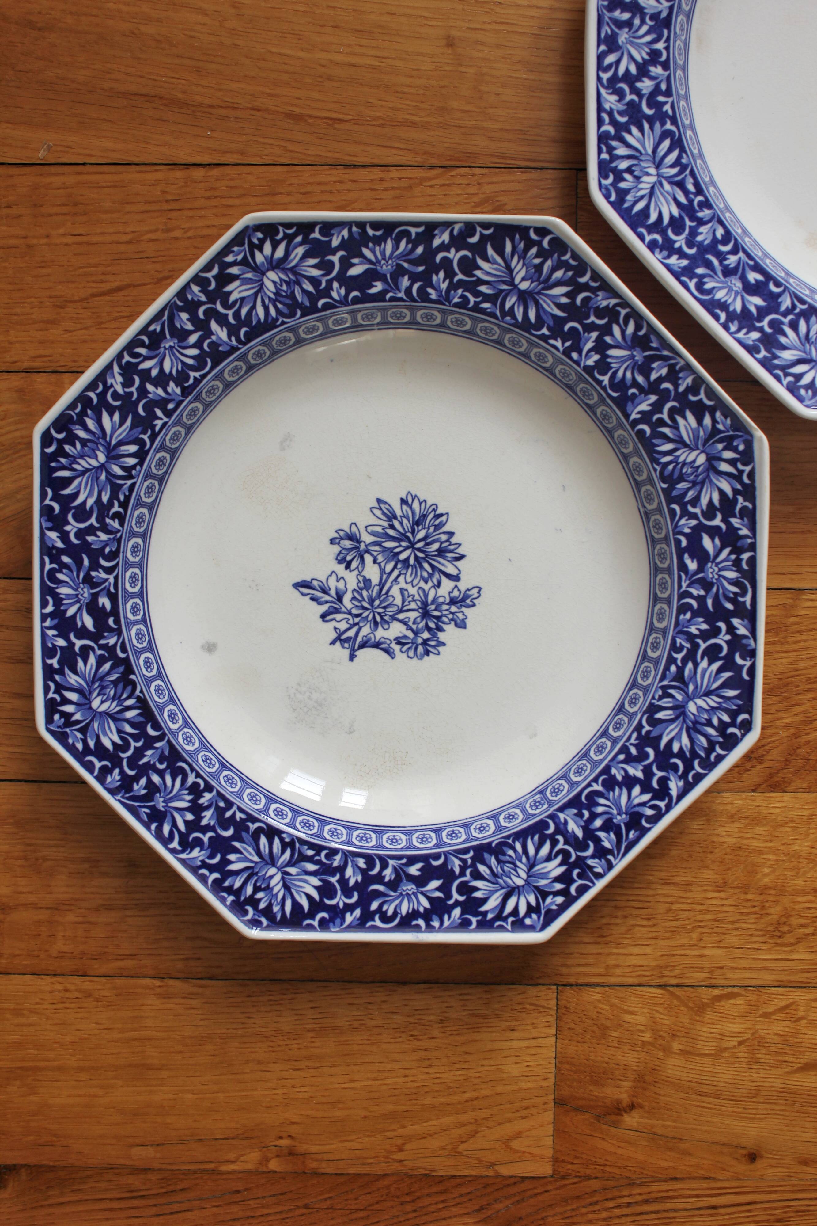 2 octagonal semi-deep plates, English ironstone "Chrysanthemum" Minton