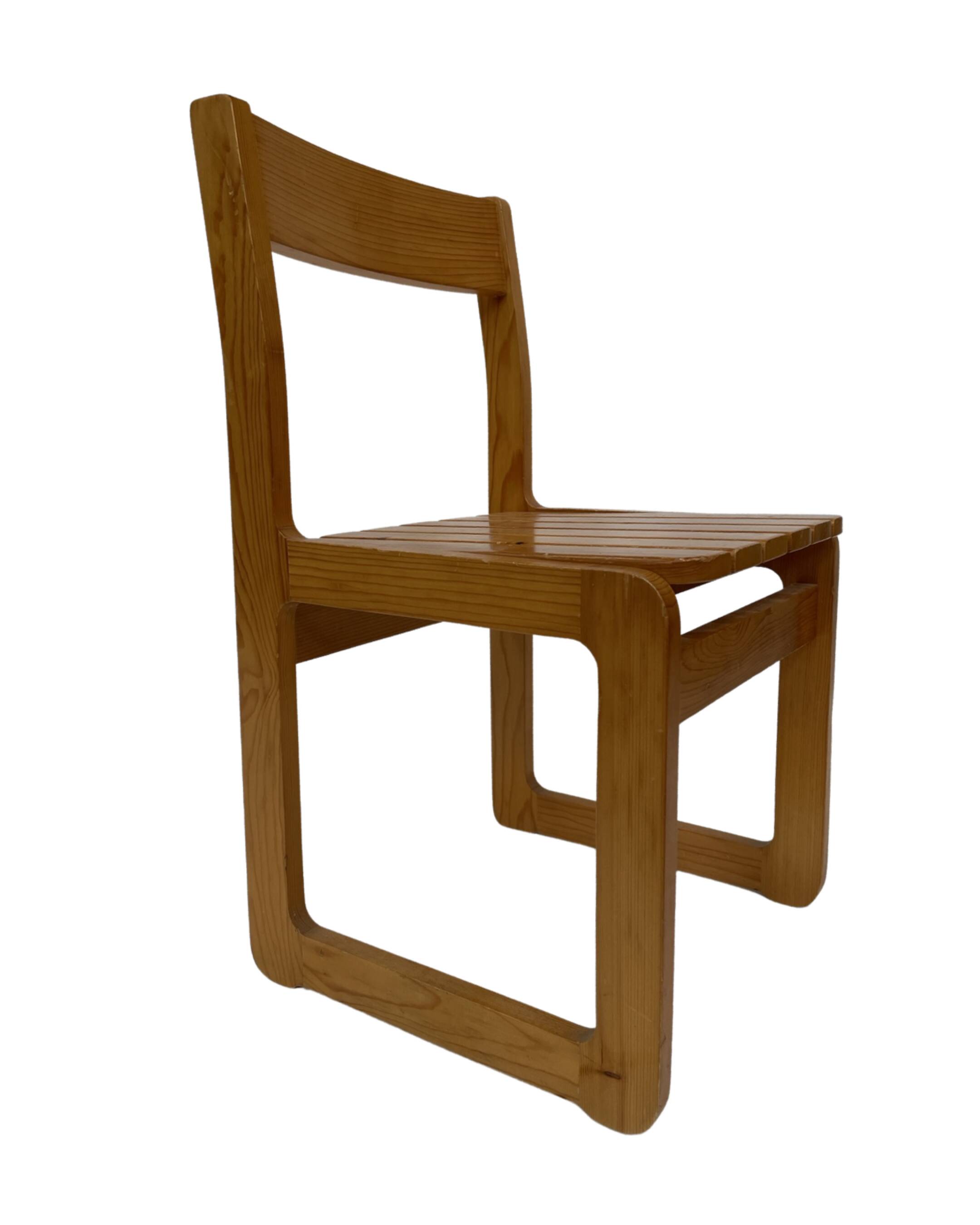 Vintage Pinewood dining chair 70's minimalist design