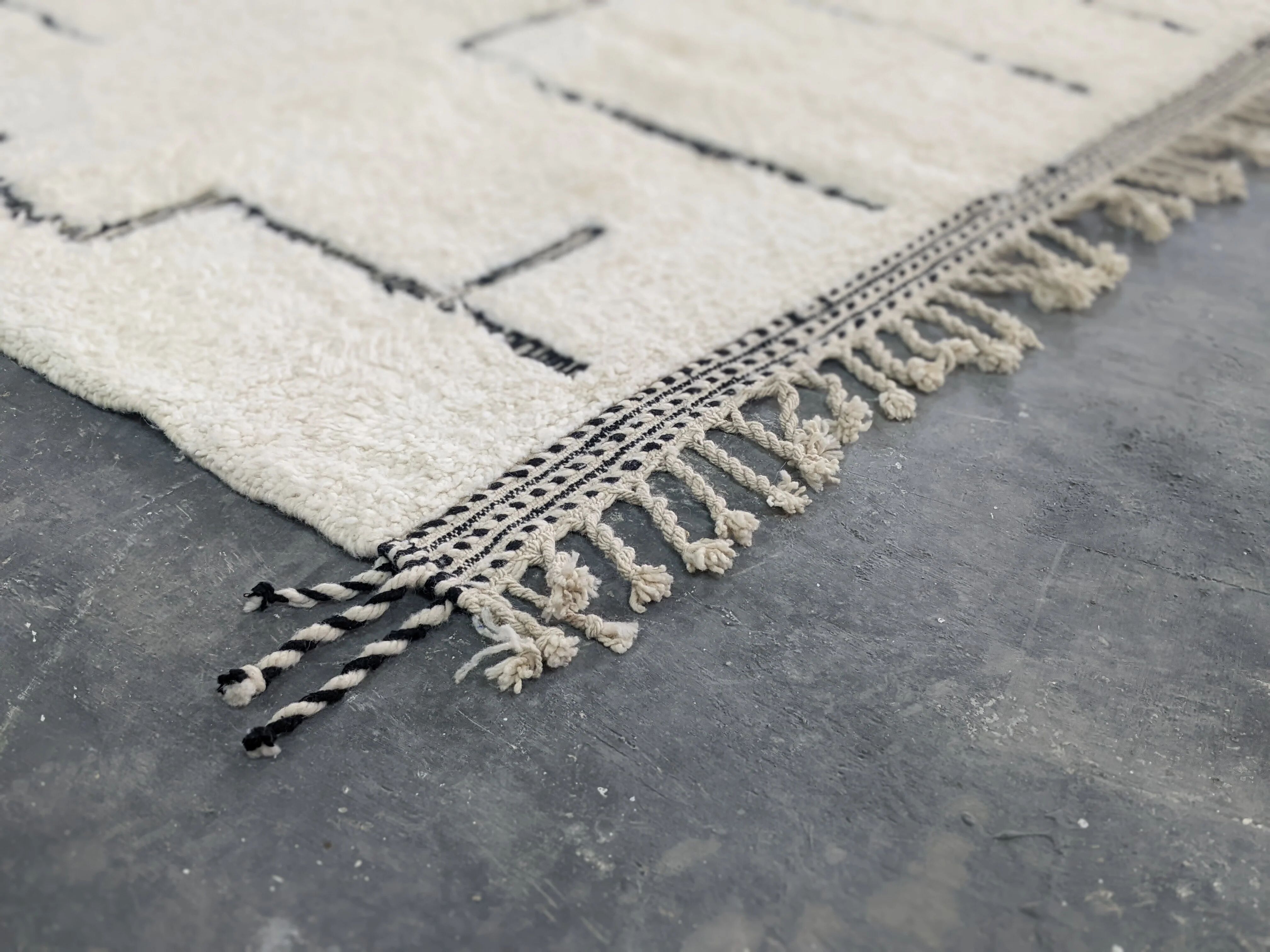 Grand tapis Beni Ouarain, 305 x 215 cm