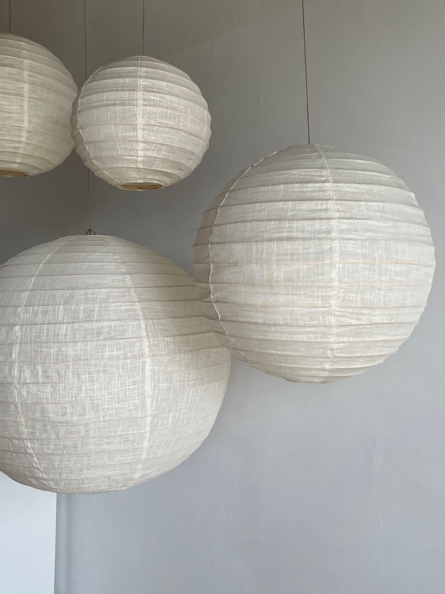 Hanging lamp in rattan and round japanese natural linen d:50