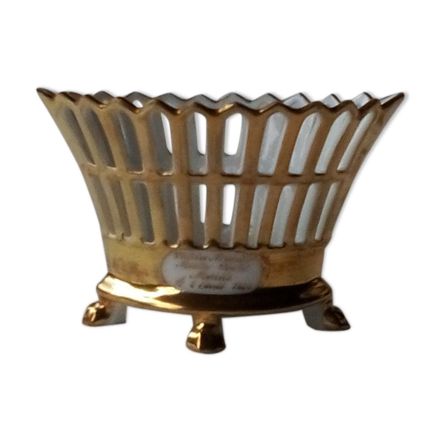 Vase de mariée style empire corbeille en faïence dorée 1868