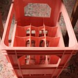 Locker 12 bottles Evian pink plastic