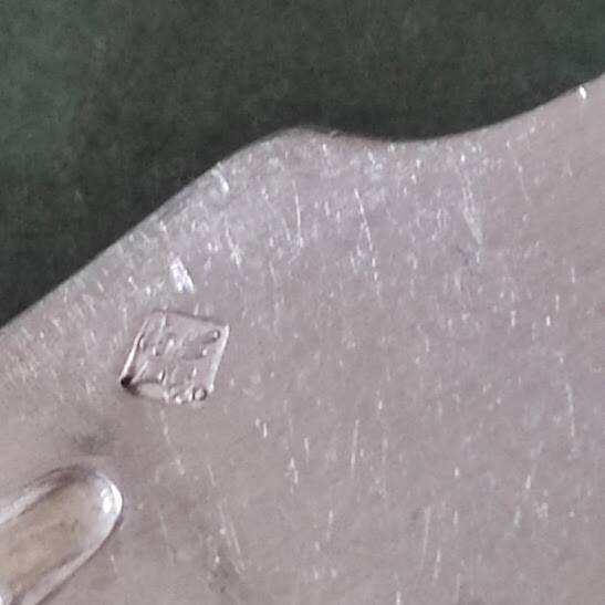 Ménagère de 37 couverts modèle filet, Argenterie