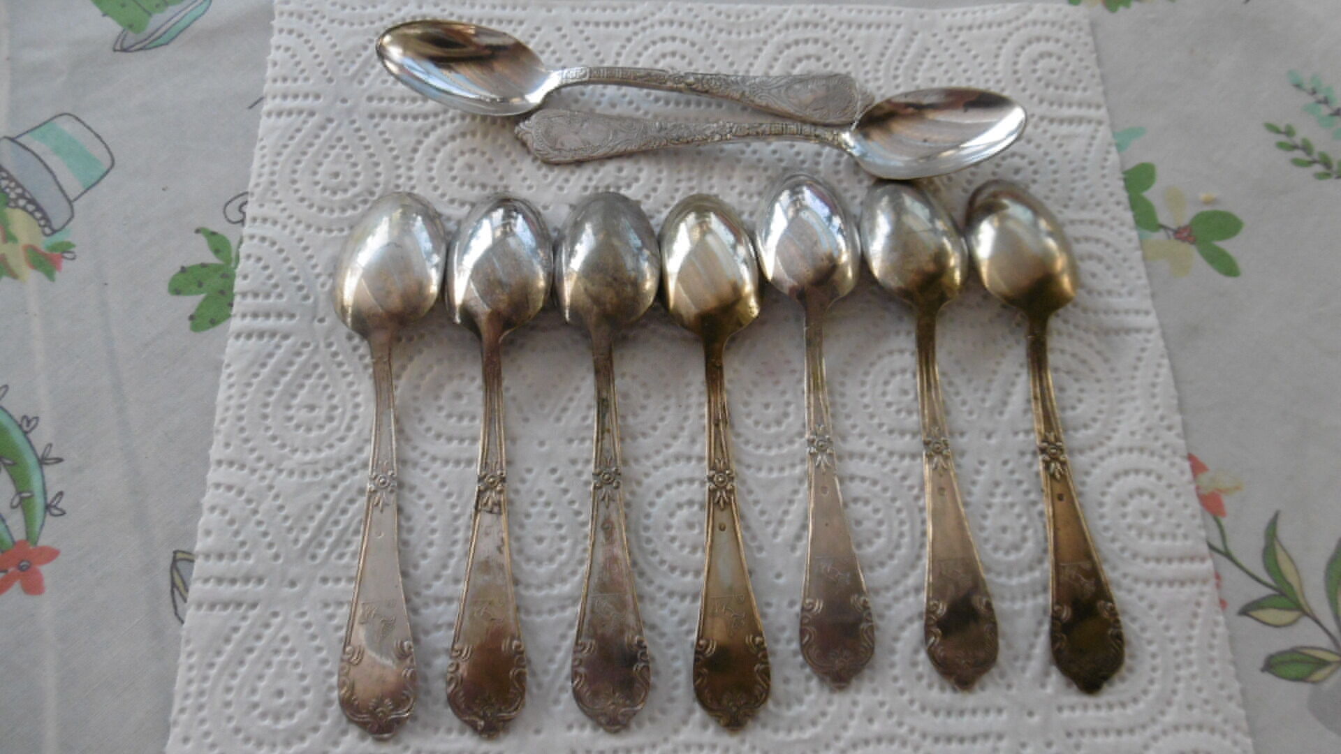 Dessert spoons
