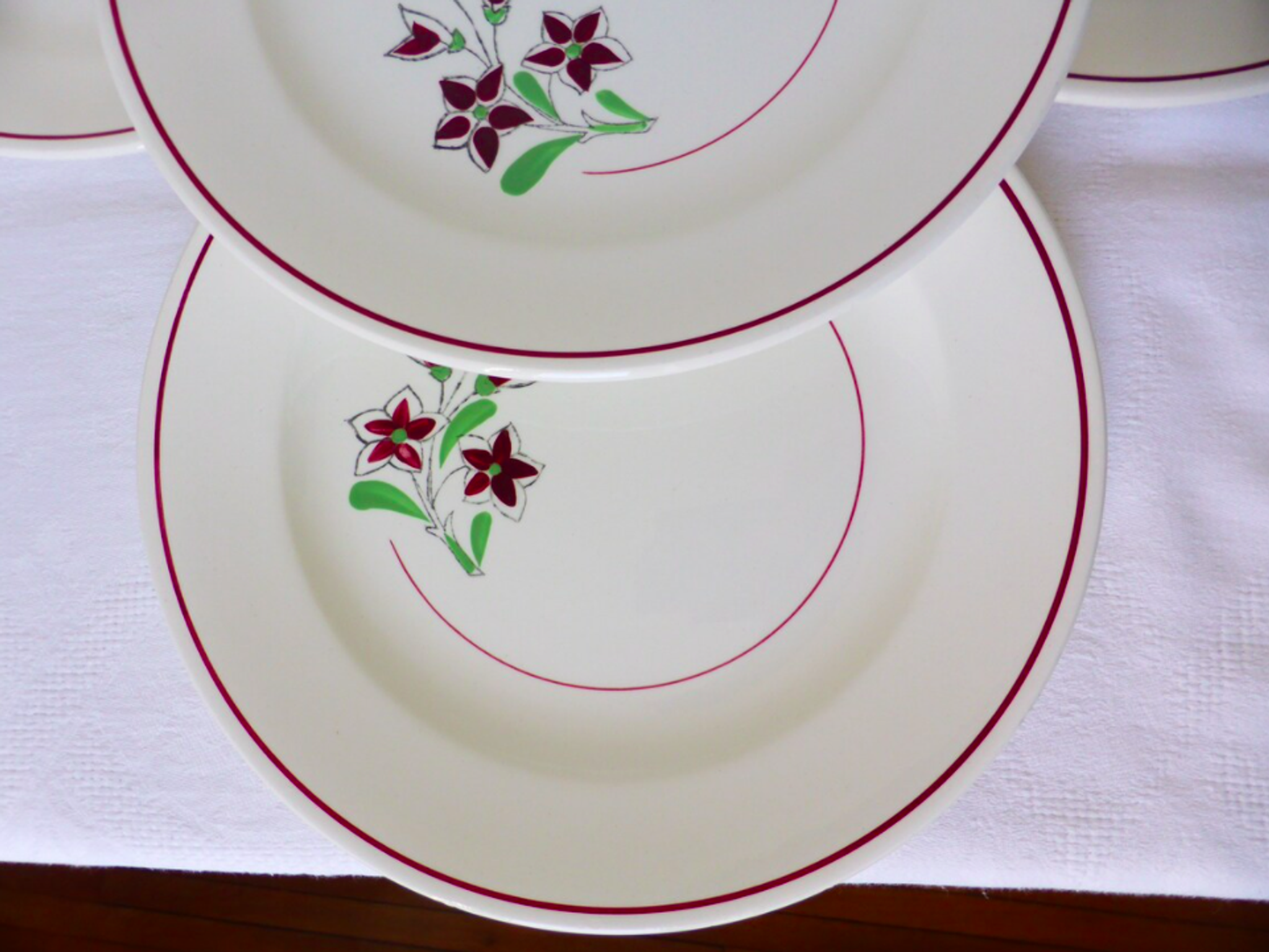 Set of 4 vintage porcelain dinner plates from the Salins factory