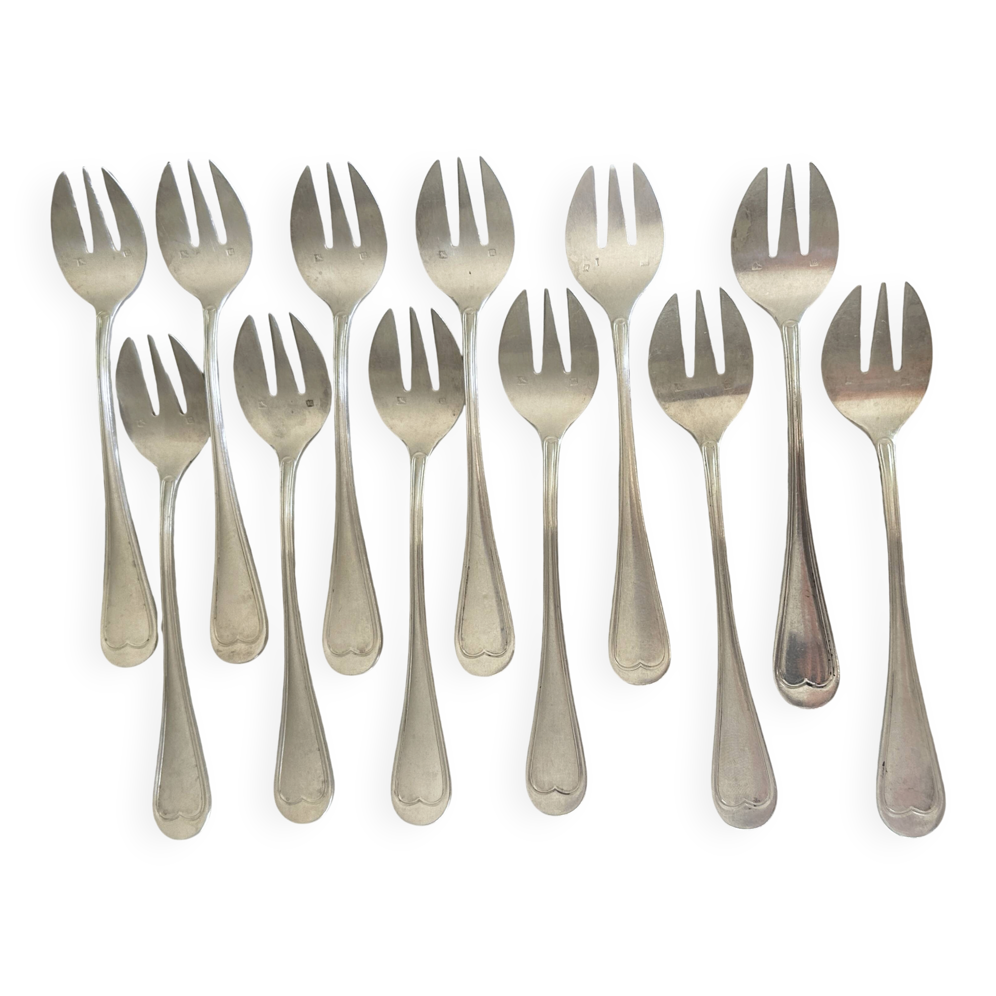 12 silver-plated oyster forks model Filet / Chinon