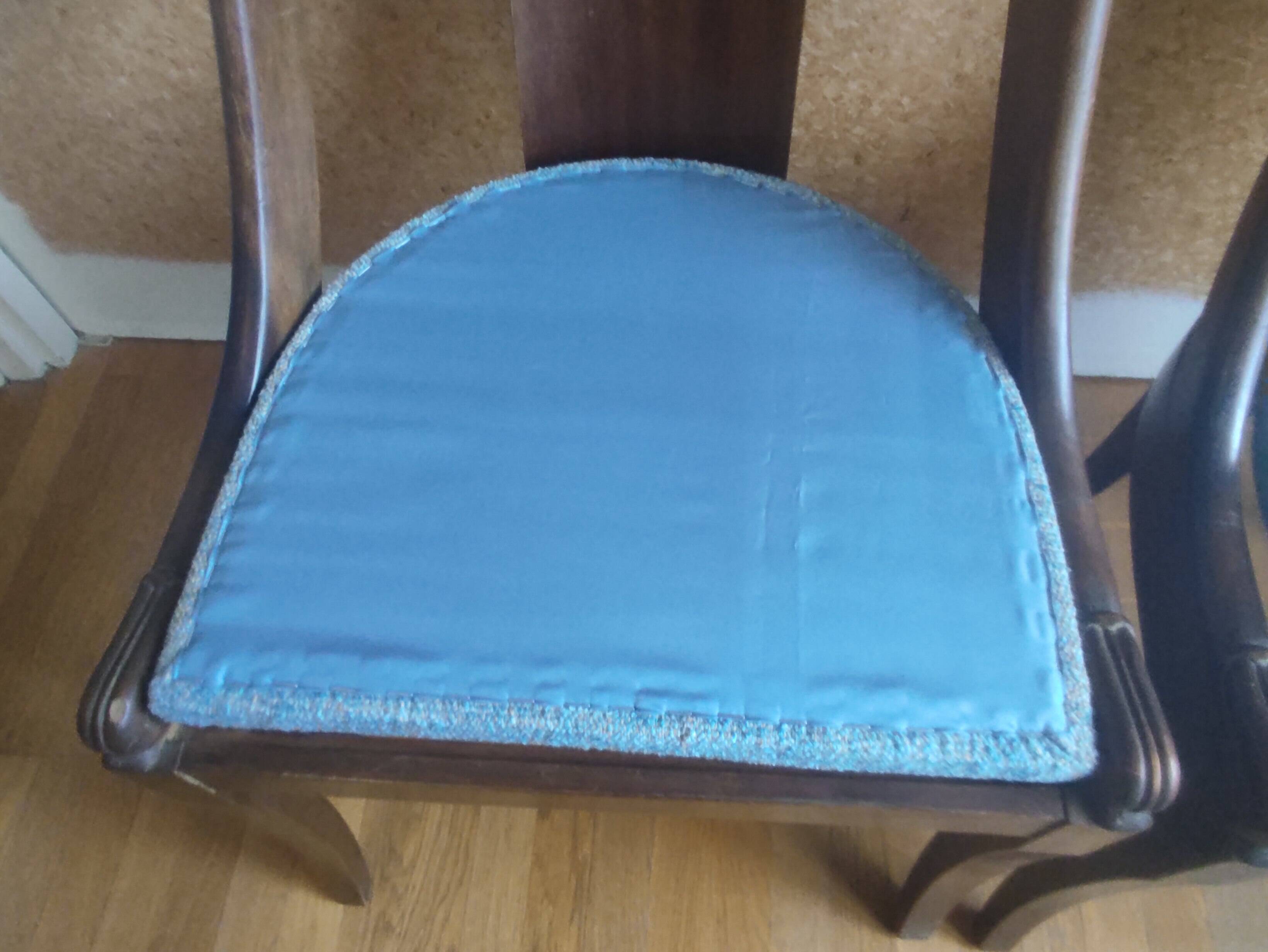 Empire gondola chairs