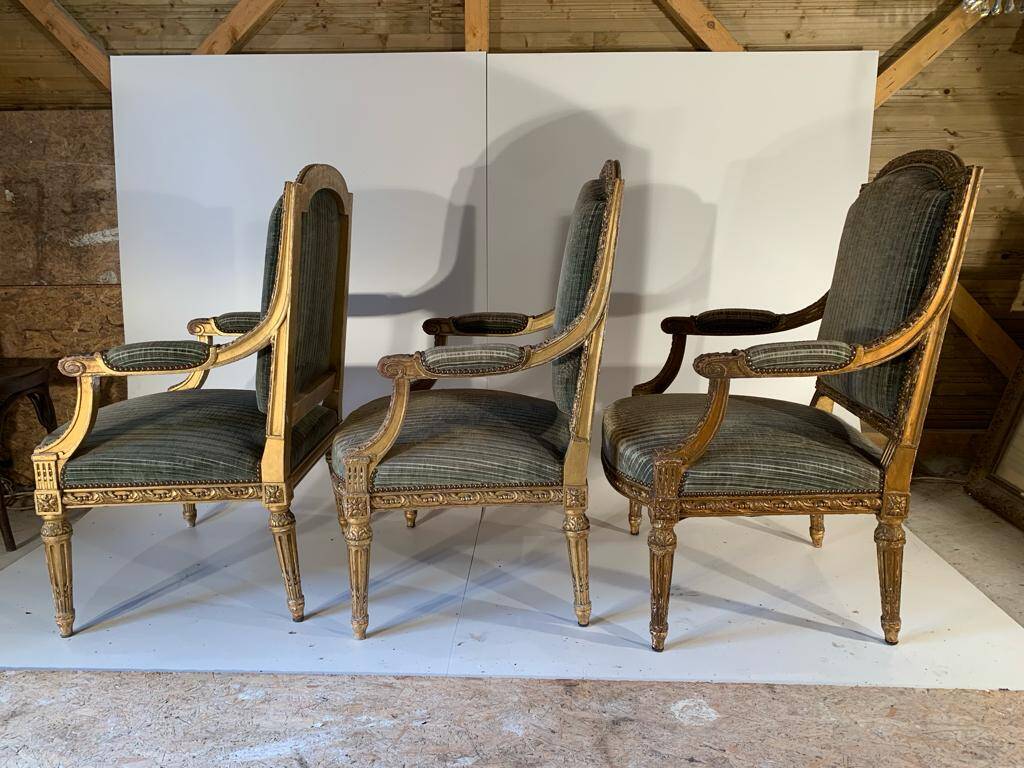 Salon complet: 1 canapé et 3 fauteuils 19ème