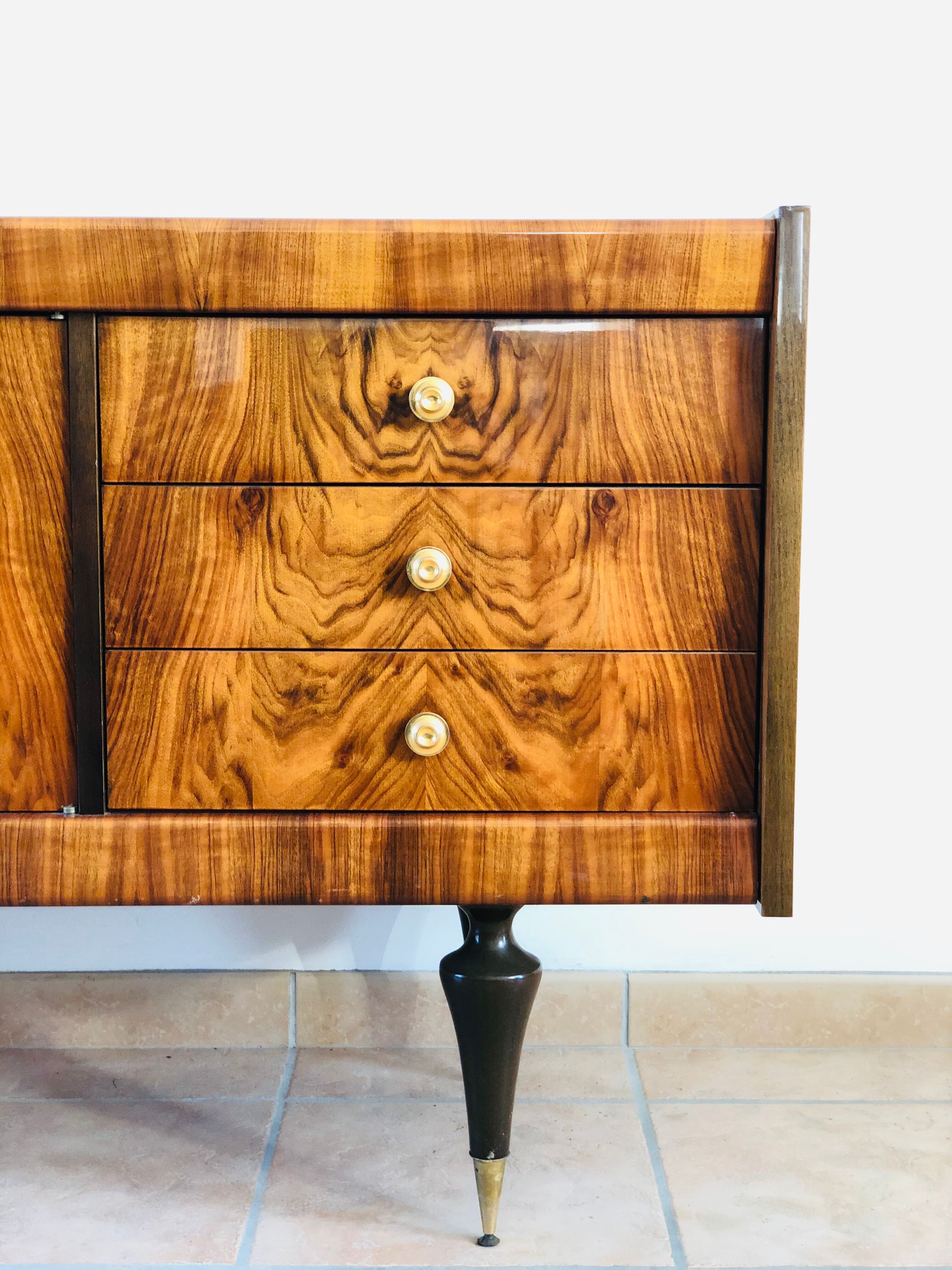 Art deco style in walnut bramble sideboard 1950