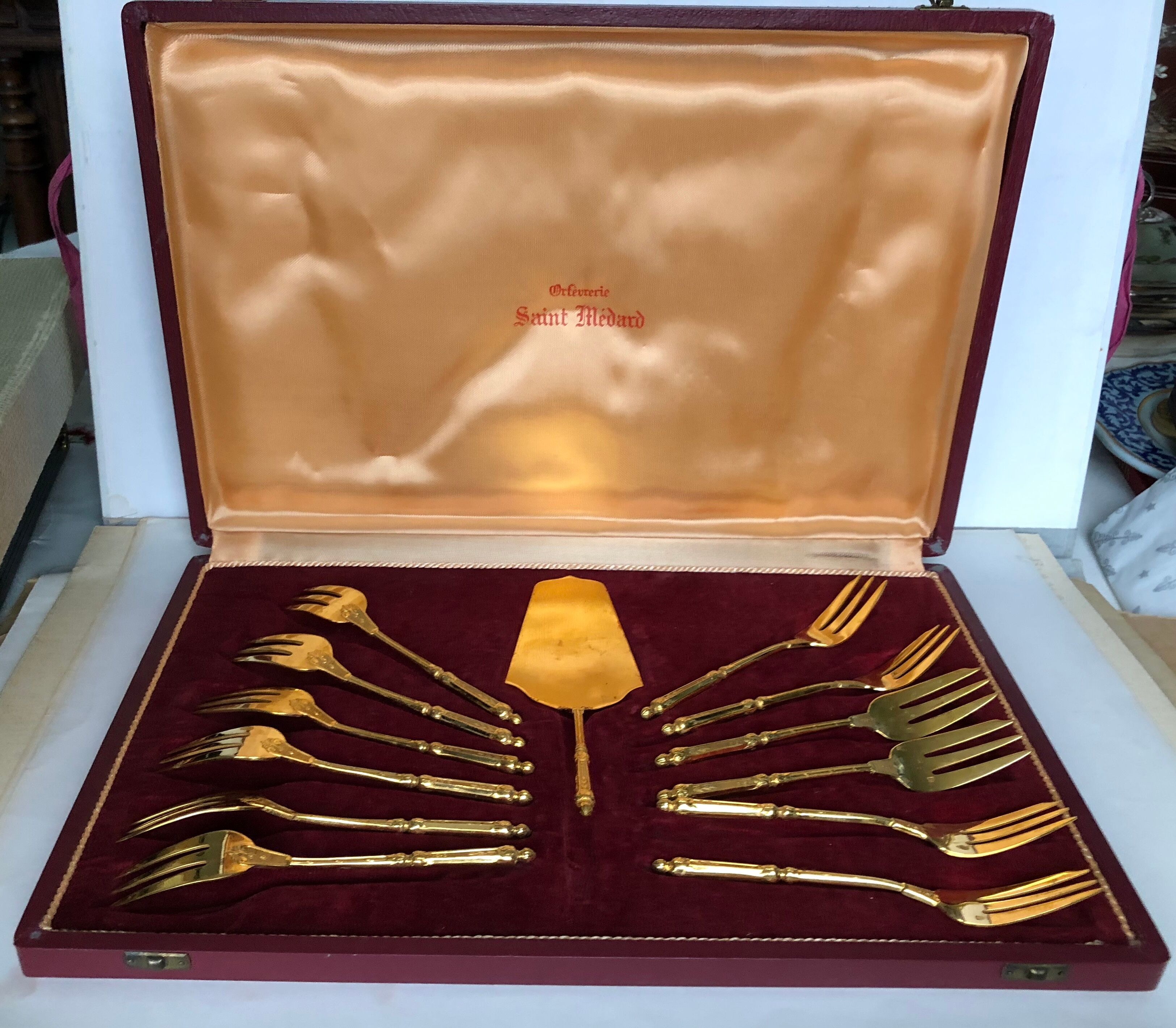 Vermeil cake service