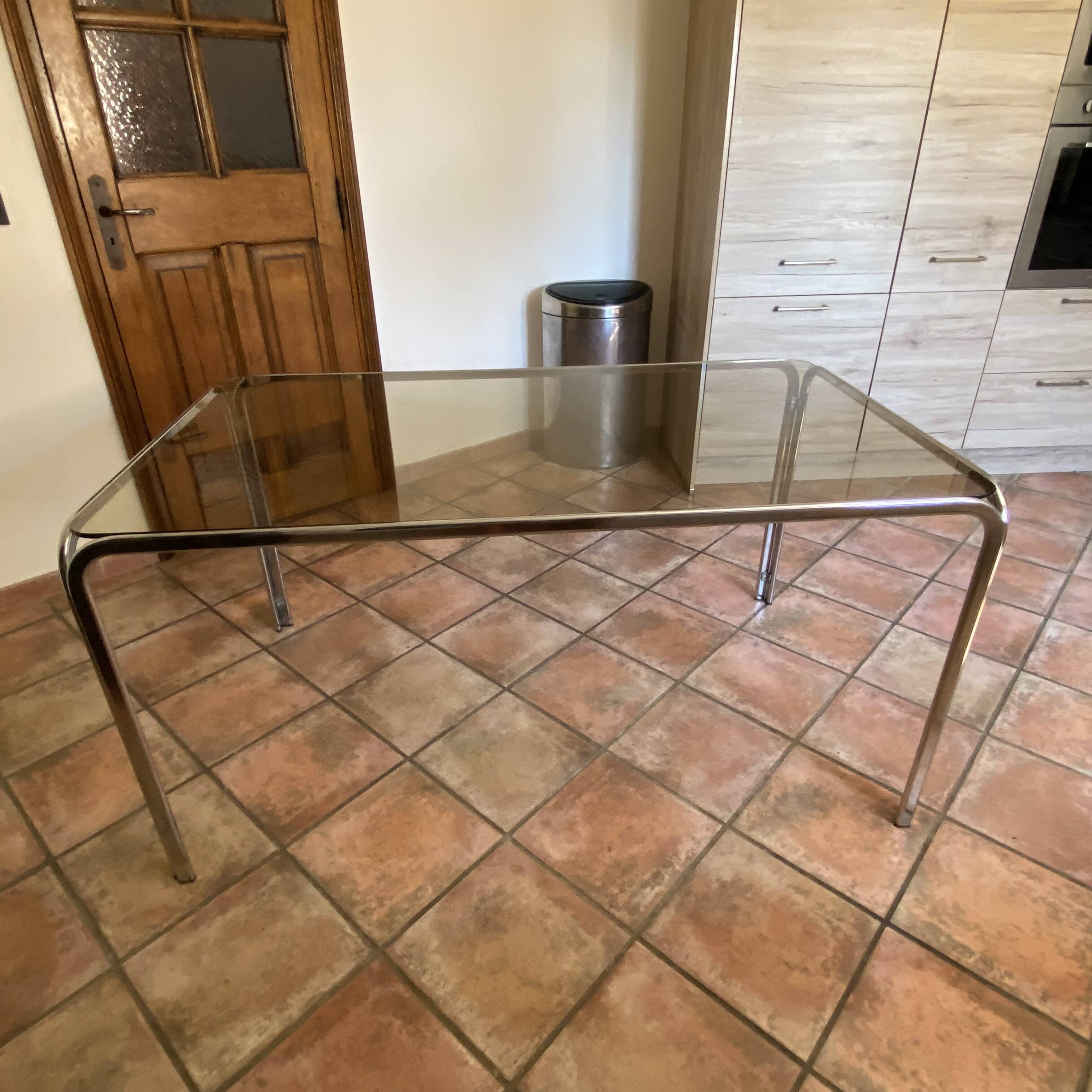 Roche Bobois table. 1970. Space age. 145x83.