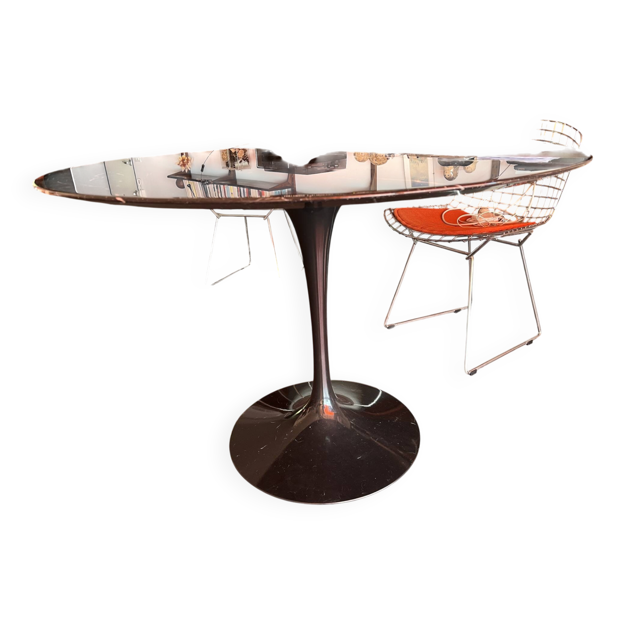 Black marble round table Knoll