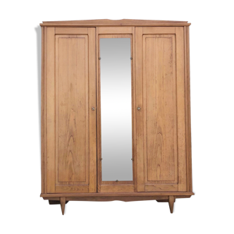 Parisian oak cabinet