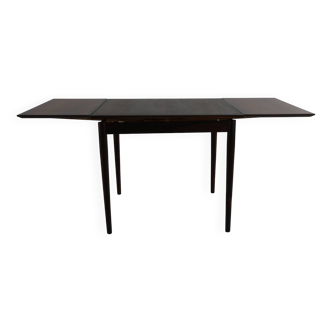 Nicely grained rosewood square small dining table with two extensions