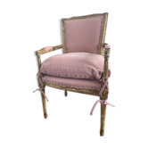 Style Louis XVI chair