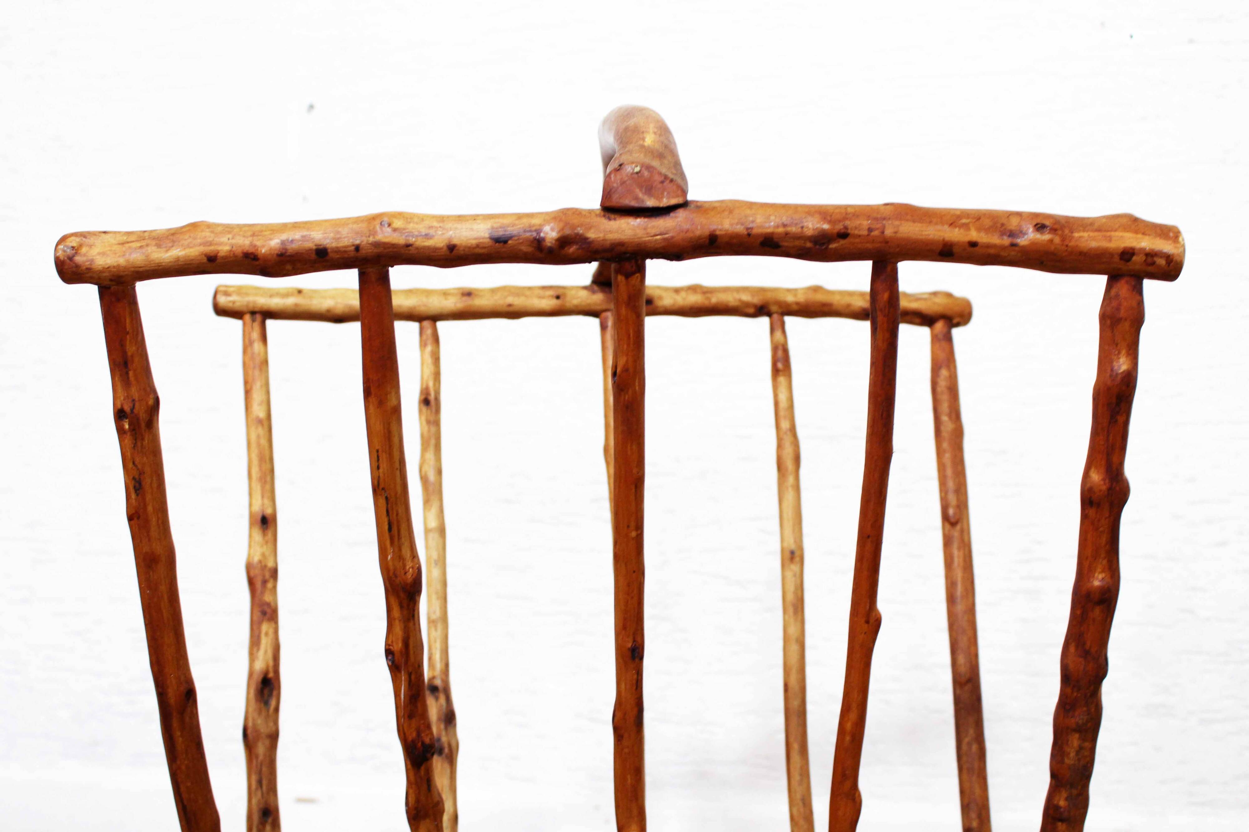 Solid wood magazine rack