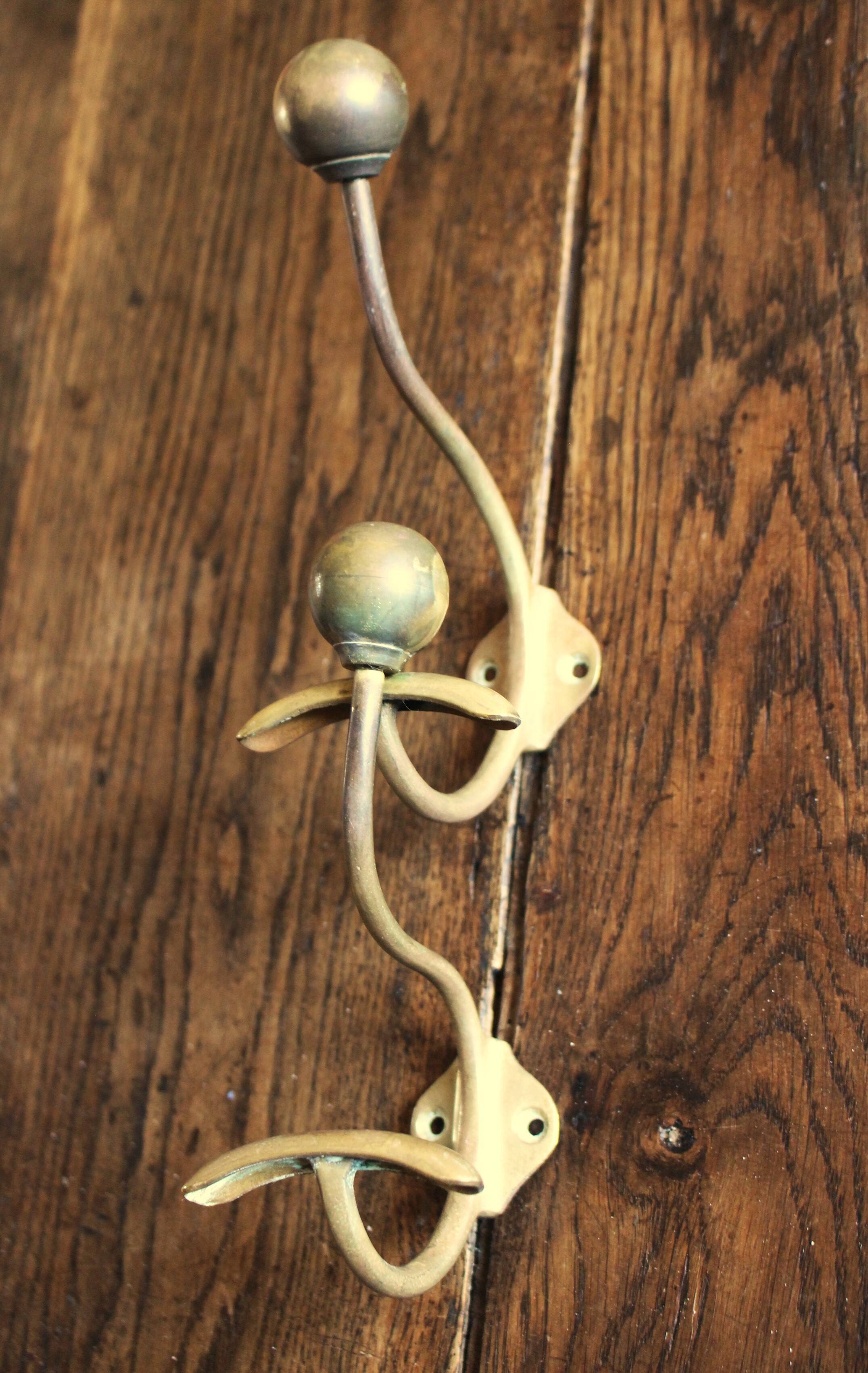 Set of 2 double coat hooks in brass