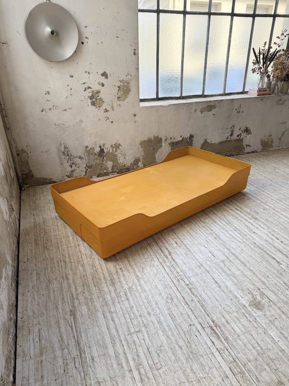 Ozoo single bed by Marc Berthier for Roche Bobois, 1967