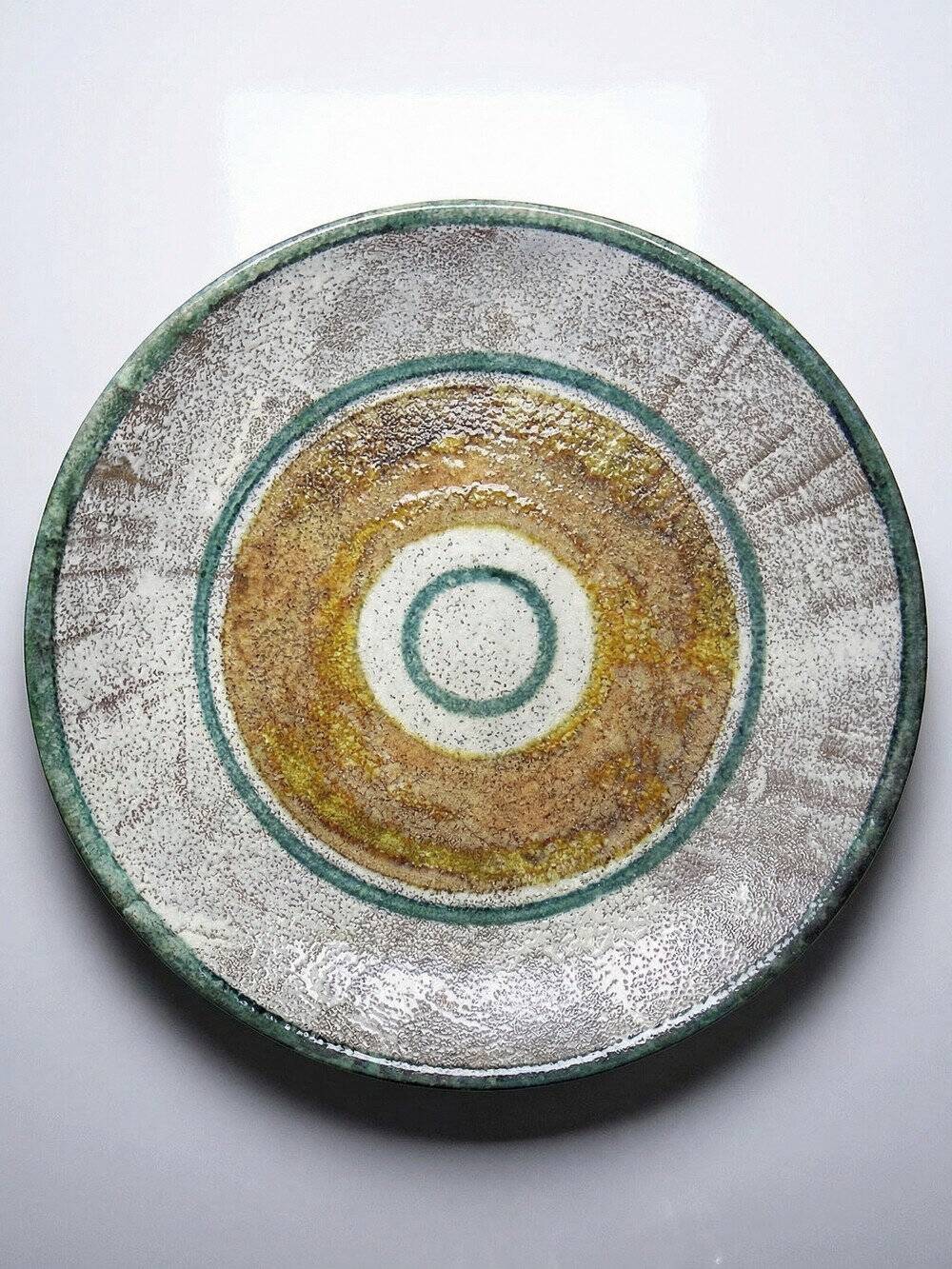 Large ceramic art bowl from the 50s-60s, vintage wall decoration or fruit bowl.