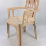 Boston by Pierre Paulin garden chair