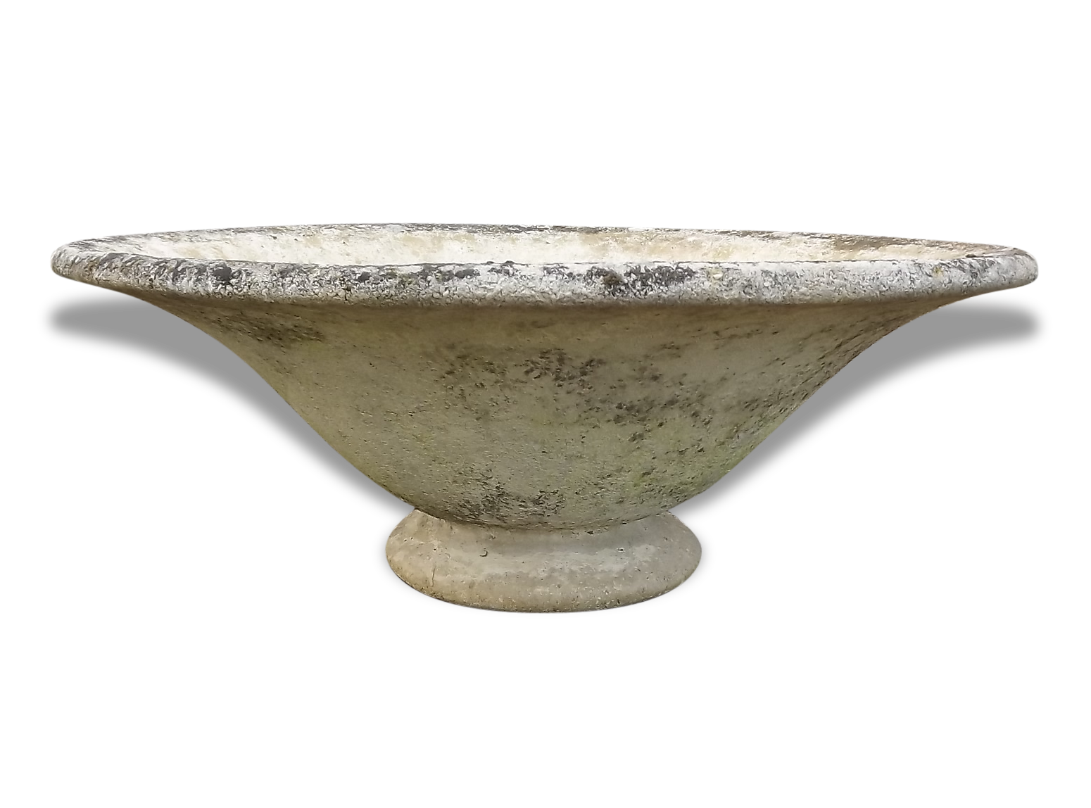 Round bowl in stone restored