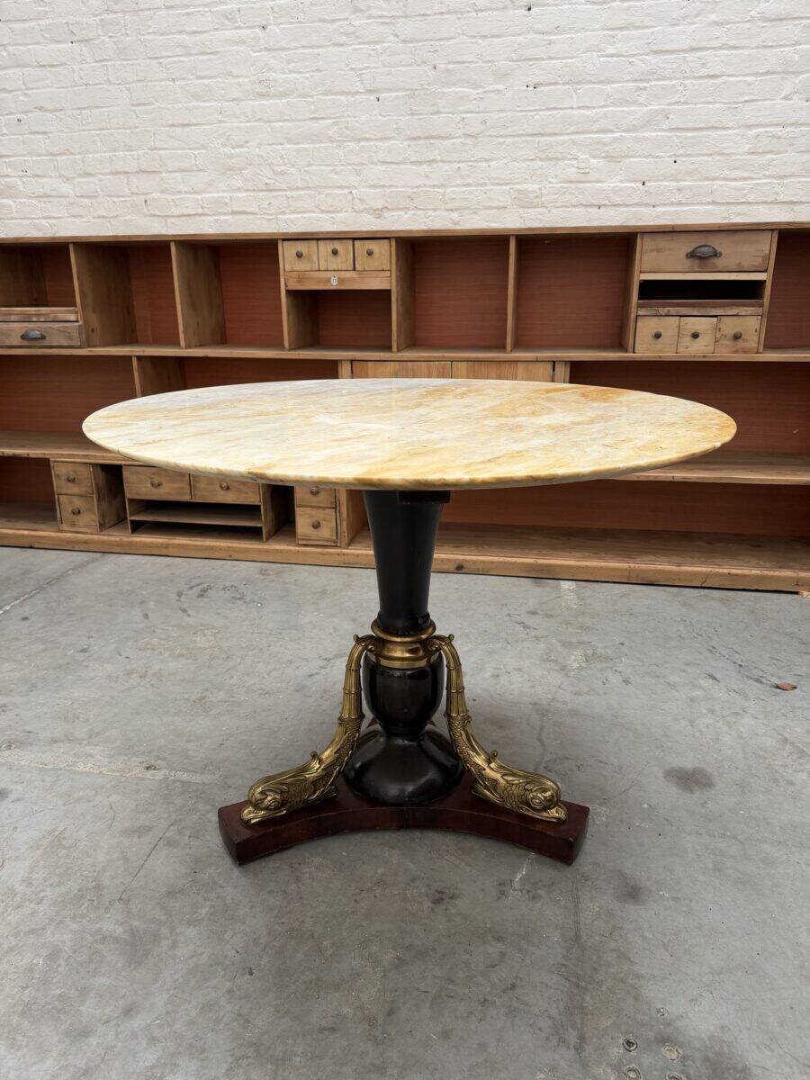 Table en laiton et onyx années 50