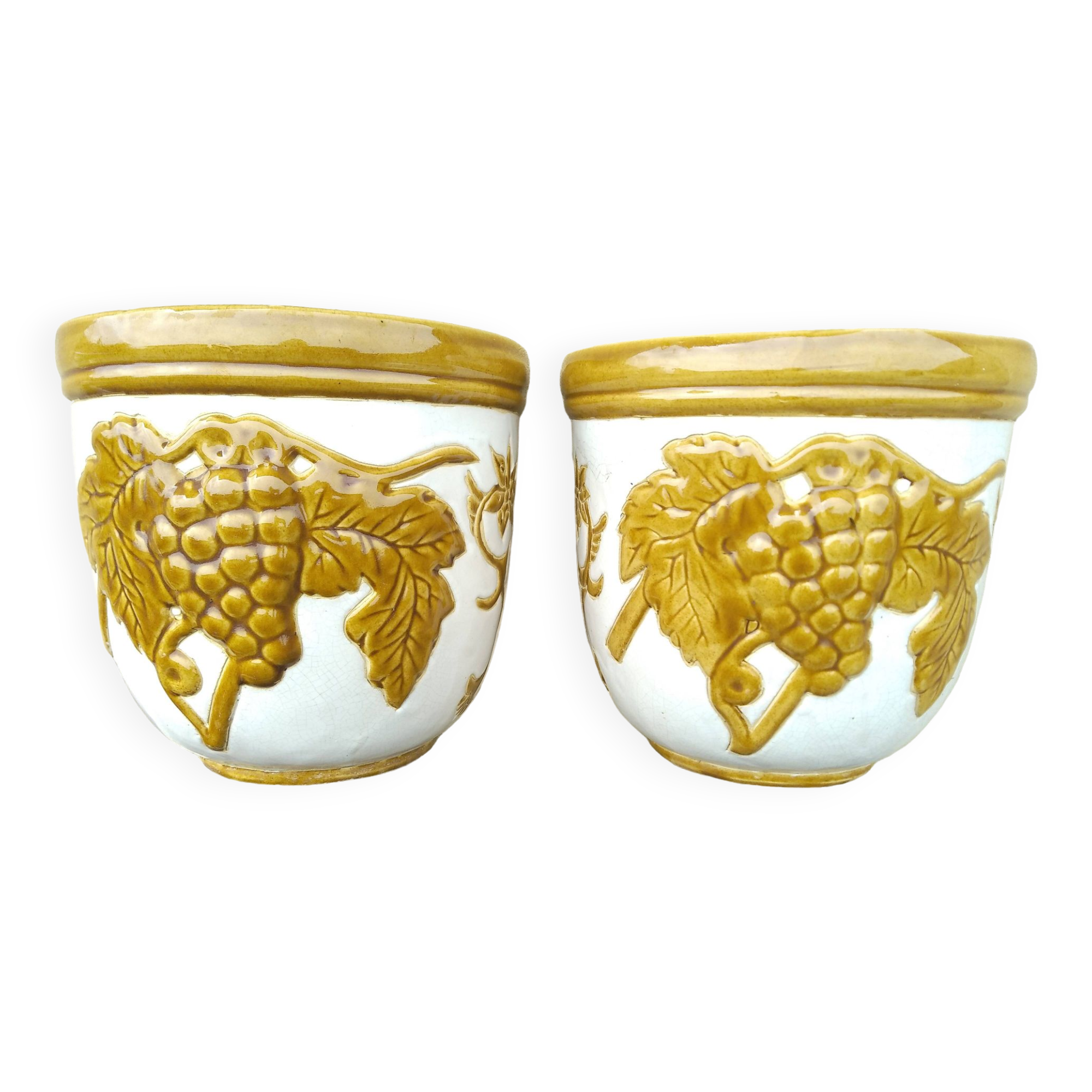 Pair of wall-mounted planters/flower pots