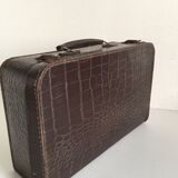 Small suitcase cardboard way crocodile