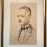 Old painting, portrait of a gentleman, dated 1928 located in Naples
