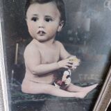 Cadre photo ancienne colorisée enfant, 1930