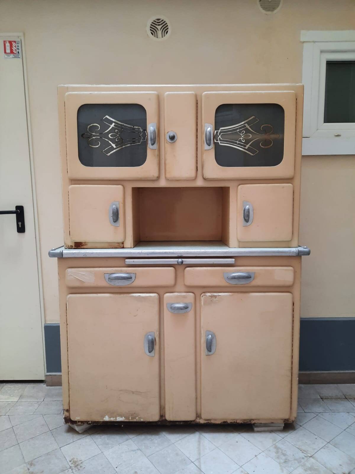 Buffet de cuisine vintage années 50 – 2 corps – complet – Paris 14e