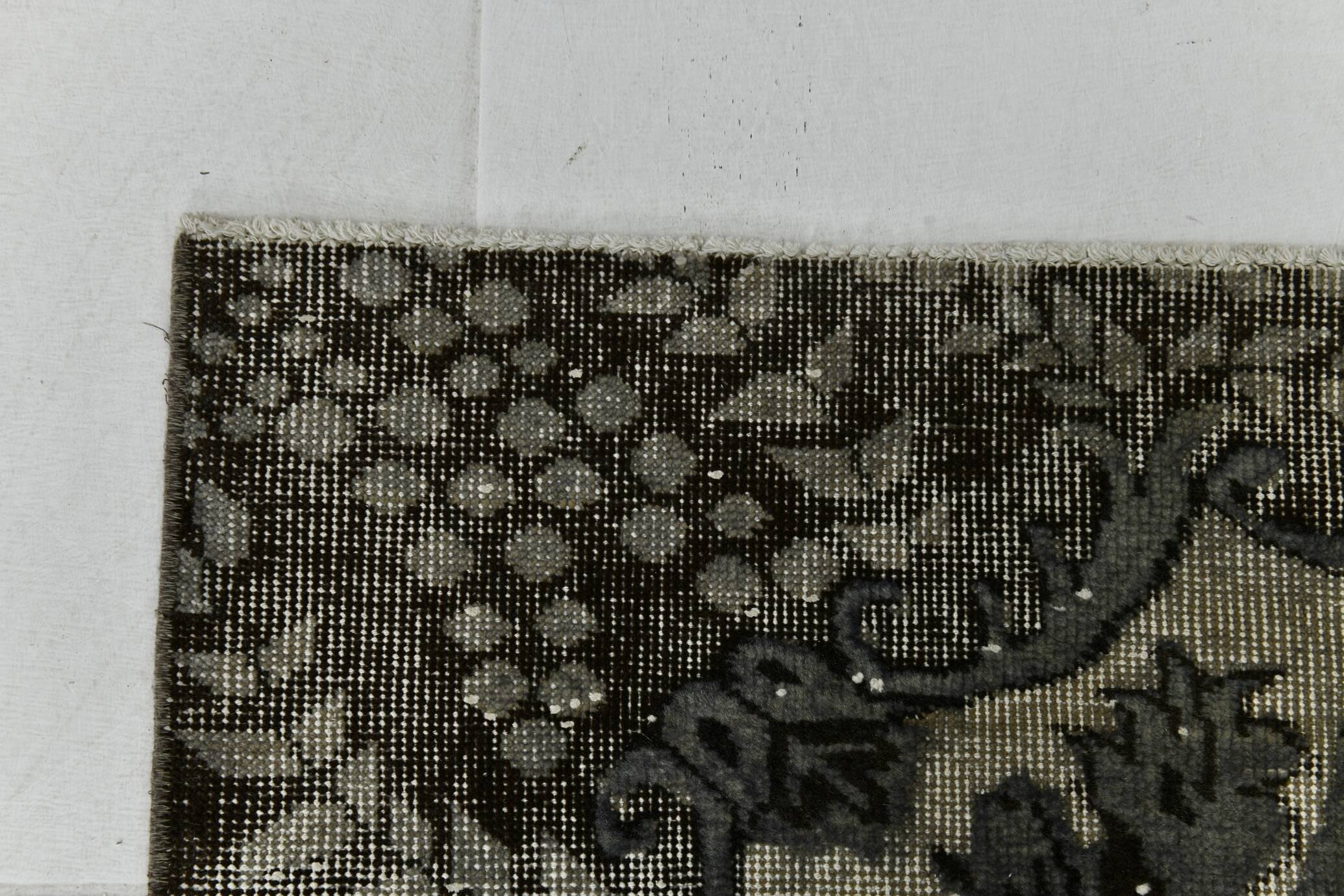 Gray & Black Oriental Vintage Rug, 220x317Cm