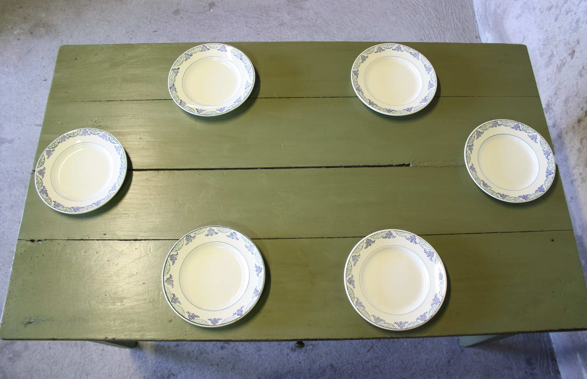 Table de ferme verte