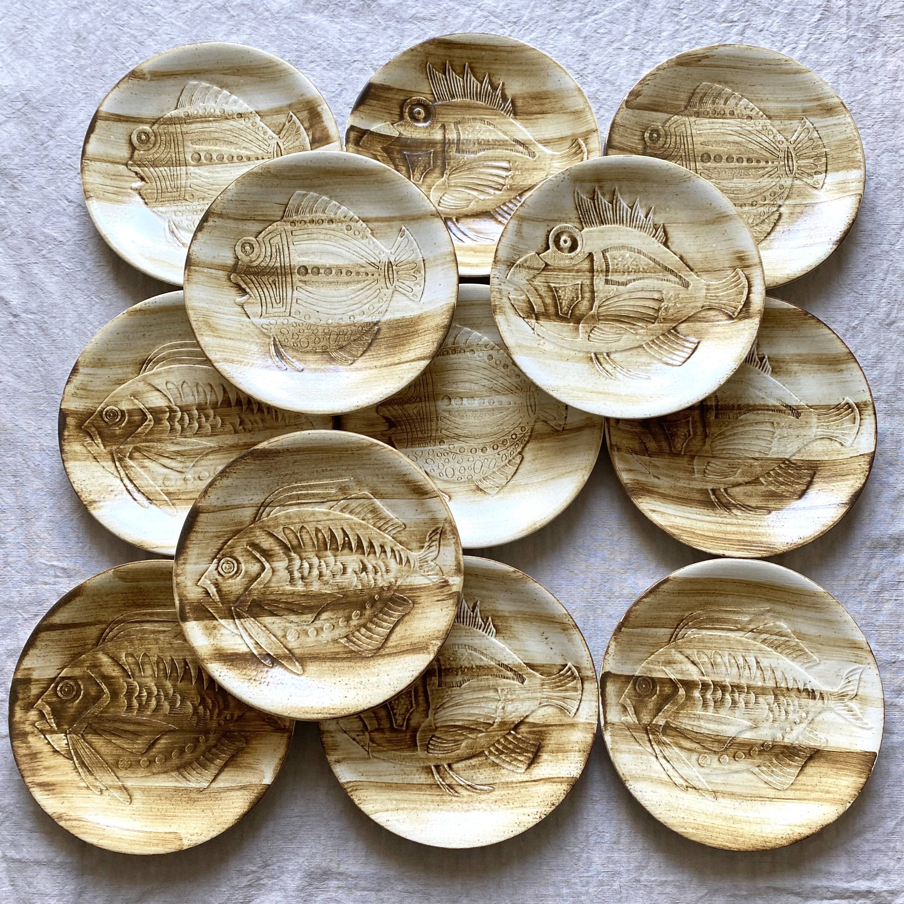 Longchamp dinner plates with fish decor