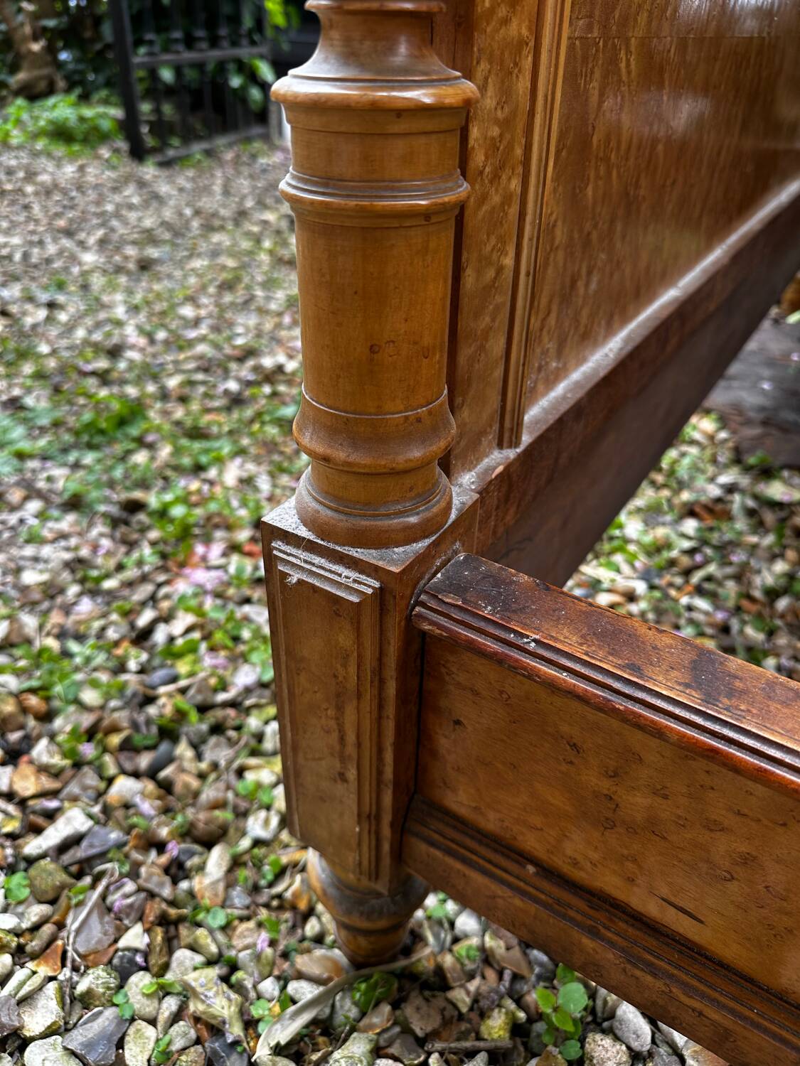 Louis Philippe wood briar bed, Restoration, 19th century