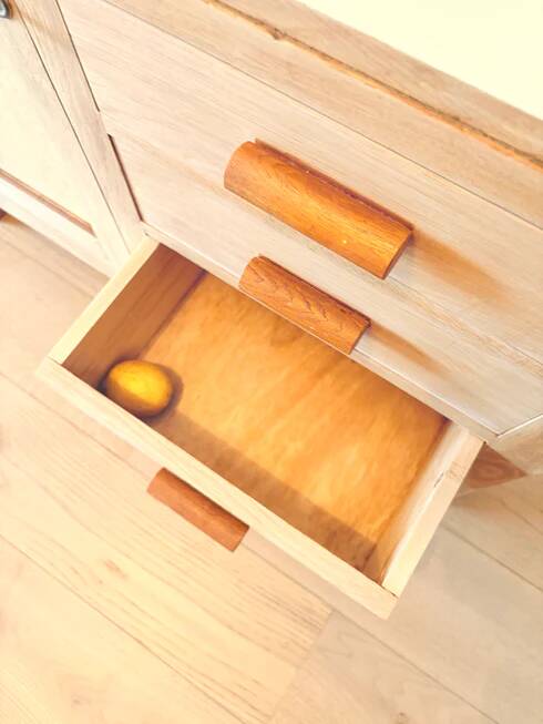 Small asymmetrical wardrobe "Clémentine"